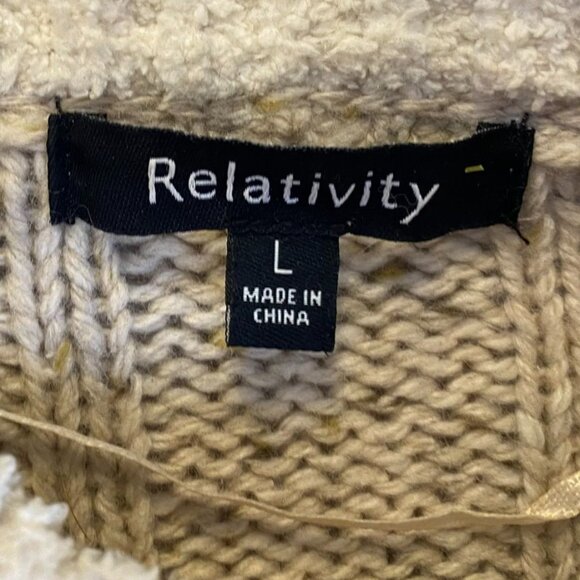 Relativity Womans Cardigan Sweater Large Beige Cable Knit Toggle With Pockets - Picture 5 of 11
